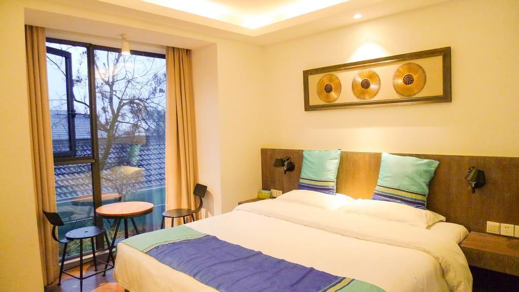 Two Towns Hostel Ханчжоу Номер фото